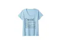 Camiseta azul claro con la definición de "David": guapo, carismático, humilde, confiado y un maestro en todo.