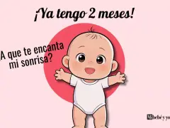 Un bebé de 2 meses sonríe con los brazos abiertos. "¡Ya tengo 2 meses! ¿A que te encanta mi sonrisa?