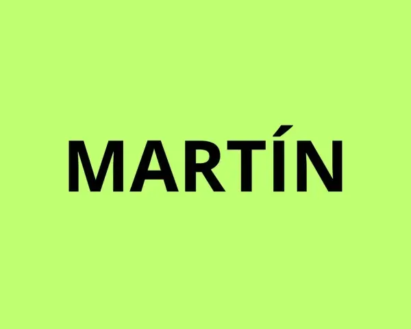 El nombre "MARTÍN" en letras negras sobre un fondo verde lima.